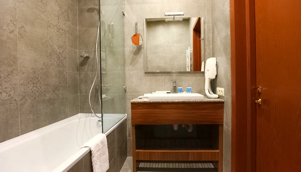 هتل آستوریا تفلیس